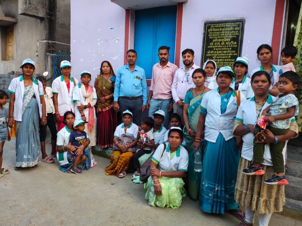 Kisaan School Visit : आरसेटी सक्ती ने कृषि सखी और पशु सखियों को कराया किसान स्कूल का भ्रमण, प्राकृतिक कृषि मॉडल का किया अवलोकन